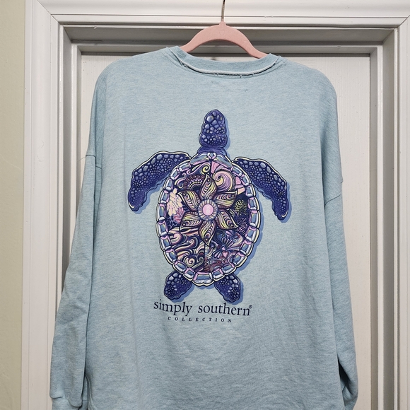Simply Southern Tops - Simply Southern Teal Mandala Turtle Design Sweatshirt EUC